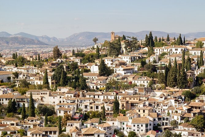 Jewish Tour in Granada - Accessibility and Physical Requirements