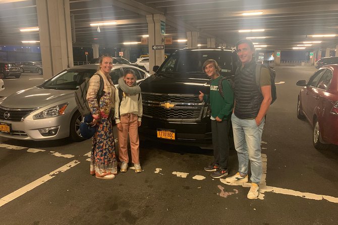 JFK Departure - Private Van Transfers to JFK Airport - Group Size and Accessibility of the Private Van Service