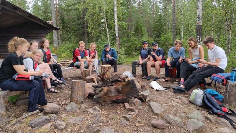 Johannisholm: Guided Canoe Tour on Lake Venjanssjön - Relaxing at the Sandy Beach with Outdoor Shelter