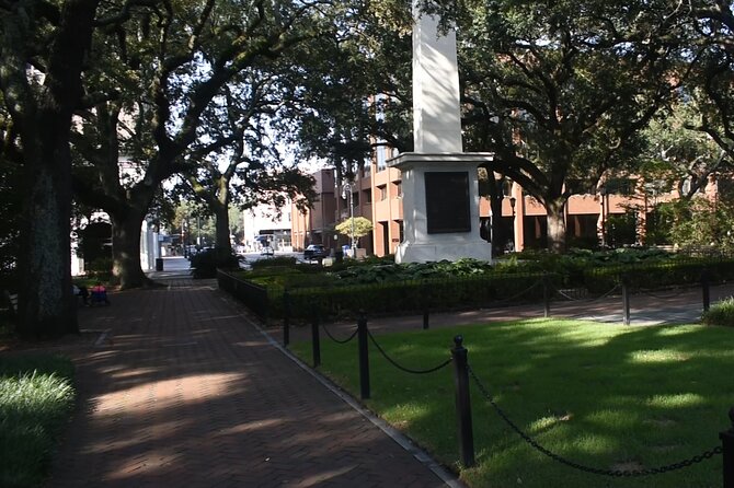 Johnson Square to Independent Presbyterian: A Self-Guided Audio Tour of Savannah - Telfair Academy and Telfair Square Highlights
