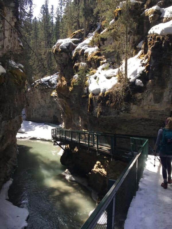 Johnston Canyon: Banff National Park - Up to the Upper Falls and Scenic Breaks