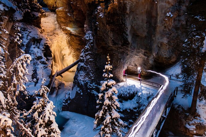 Johnston Canyon Evening Icewalk - Exploring Johnston Canyon After Dark