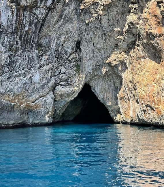 Join us for a 1-hour boat trip to explore the amazing caves of Salento - Discover the Salento Caves on a 1-Hour Boat Trip