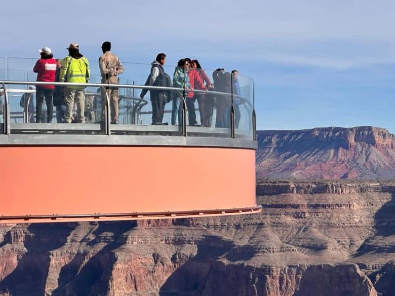 Join us for a tour of the Grand Canyon with a French guide, including the Skywalk - Why Choose This Tour?