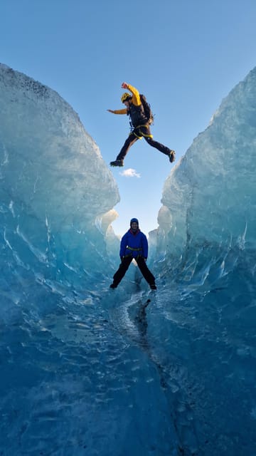 Jökulsárlón: Blue Ice Cave Tour and Glacier Walk - Key Points