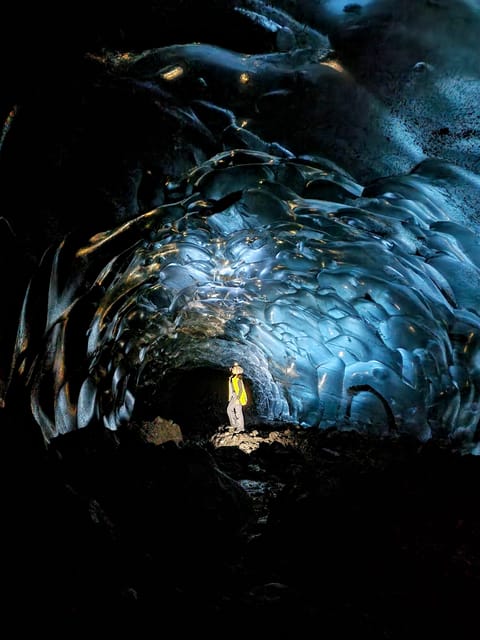 Jökulsárlón: Blue Ice Cave Tour and Glacier Walk - Who Will Enjoy This Tour?