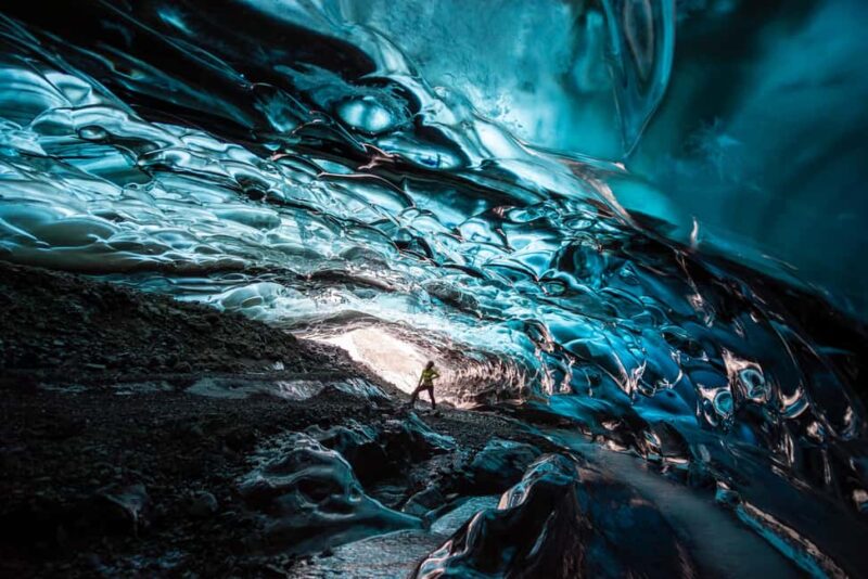 Jökulsárlón: Glacier Hike to a Remote Ice Cave - The Remote Glacier Hike: From the Lagoon to Hidden Ice Formations