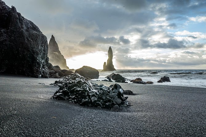 Jökulsárlón Glacier Lagoon and the South Coast Private Tour from Reykjavik - Diamond Beach: Icebergs on the Black Sand Shore
