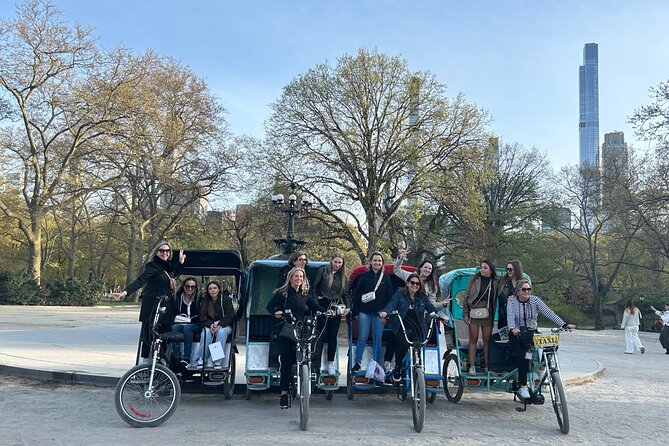 Journey Park NYC - Famous Statues and Neighborhood Insights