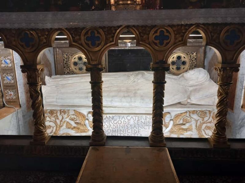 Jubilee Tour: Retrace the Pilgrim's Path - Admiring the Pantheon and Caravaggio’s Works