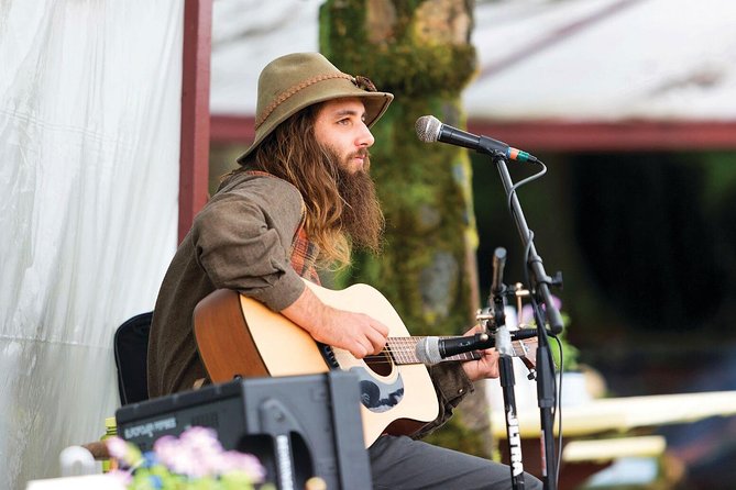 Juneau Gold Creek Salmon Bake - The Experience You’ll Remember in Juneau