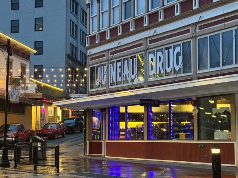 Juneau: Haunted History Walking Tour - The Guide and Experience Quality