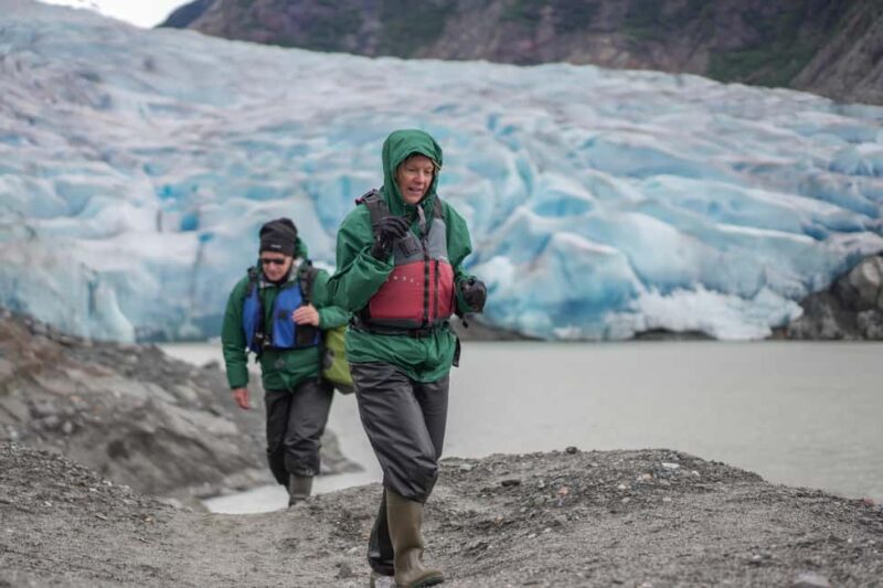 Juneau: Mendenhall Glacier Canoe Paddle and Hike - Landing on the Beach and a Glacier Hike