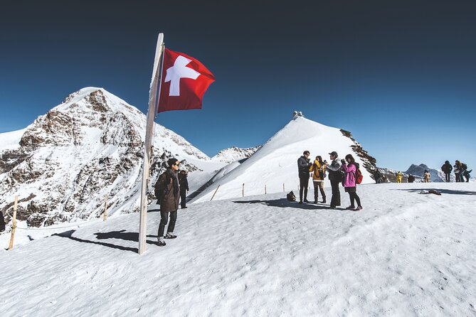 Jungfraujoch Day Trip from Lucerne with Eiger Express Gondola - Descent and Return to Lucerne via Lauterbrunnen