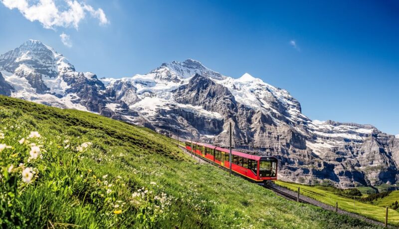 Jungfraujoch: Roundtrip to the Top of Europe by Train - Dining and Recreation at the Mountain Top