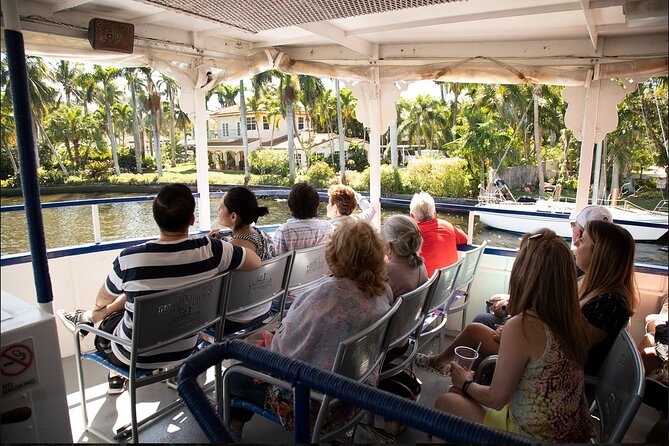 Jungle Queen Riverboat 90-Minute Narrated Sightseeing Cruise in Fort Lauderdale - Logistics, Accessibility, and Capacity