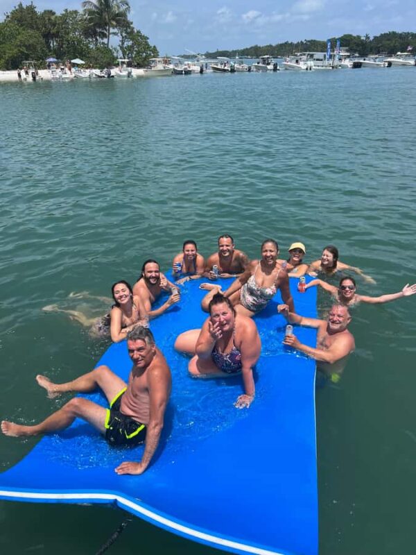 Jupiter: 3- hour Boat Cruise on Jupiter Inlet with Drinks! - Choosing Between Private and Public Cruises