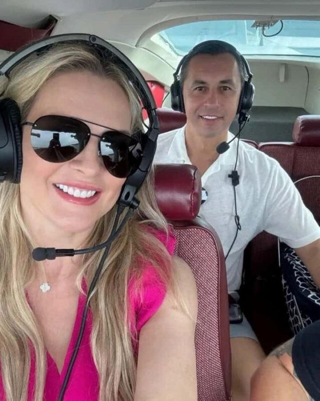 Jupiter FL: Scenic Air Tour in a Cessna 182 - Comfortable Boarding in a FAA-Certified Cessna 182