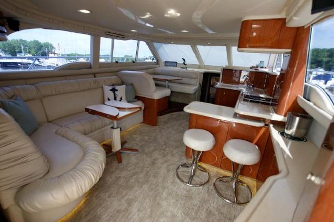 Jupiter Private Yacht Cruise with Captain/Stewardess - Flexibility and Booking Process