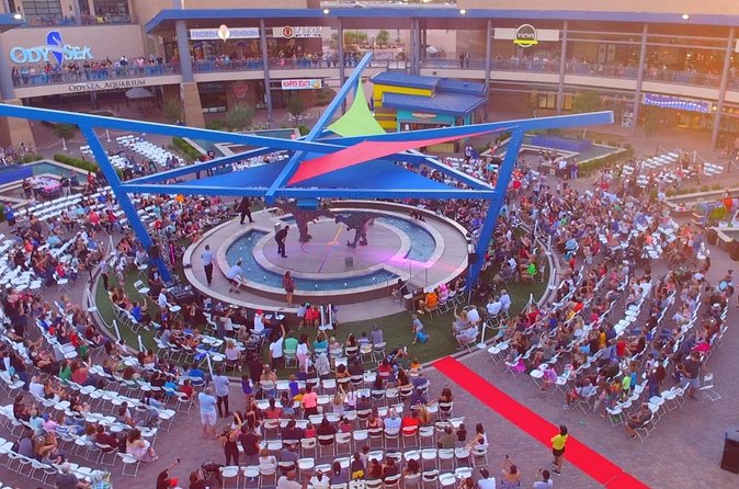 Jurassic Fight Night - Meet the Dinosaur Characters and Their Battles