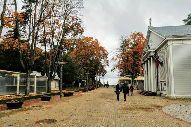 Jurmala sunset tour - Relaxing at Jurmala Beach During Sunset