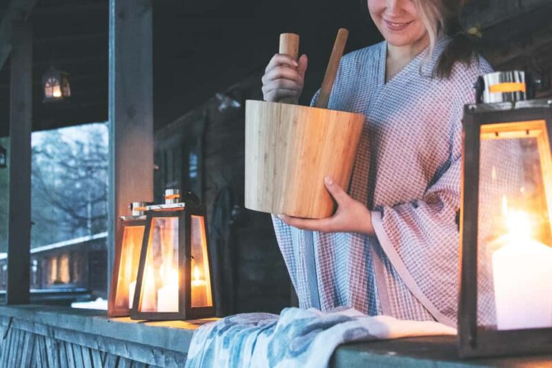 Jyvaskyla: Sauna Hopping at Revontuli's Sauna World - Experience a Unique Sauna Night at Revontulis Sauna World