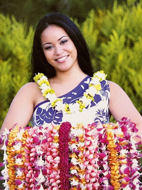 Kahului Airport: Maui Flower Lei Greeting Upon Arrival - Who Will Appreciate This Experience Most