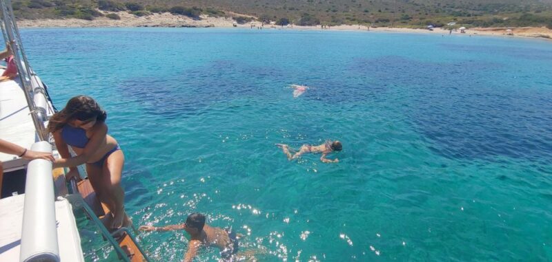 Kaiki cruise to Antiparos & Despotiko including BBQ lunch - Tasty BBQ Lunch on Board