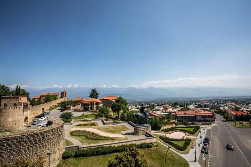 Kakheti: Bodbe, Sighnaghi, and Telavi Full-Day Tour - Sighnaghi: The City of Love with Panoramic Views
