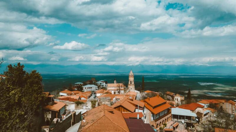 Kakheti, City of Love Sighnaghi Bodbe Monastery Tour - Lunch with a View: Breathtaking Panoramas of the Alazani Valley