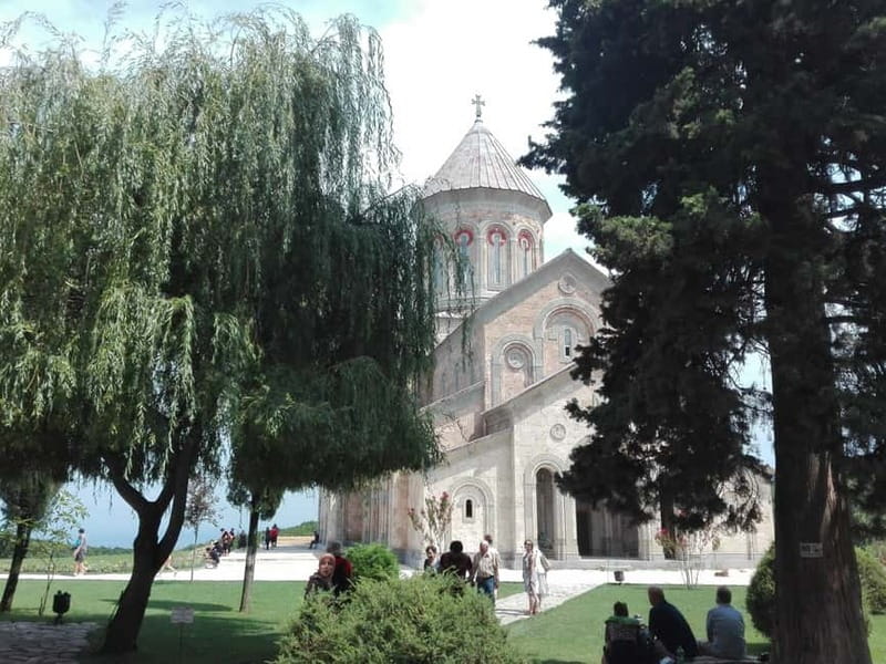 Kakheti: Individual Day Tour To Sighnaghi From Tbilisi - Wine Tasting with Breathtaking Views