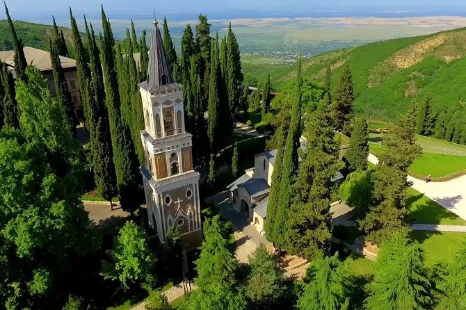 Kakheti: Signagi, Bodbe Monastery, Telavi, Wine Tour. Private tour - Scenic Gombori Pass and Mountain Views