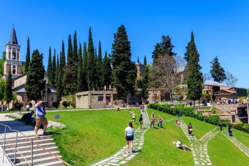 Kakheti Wine, Bread & Supra: Private Culinary Experience - Authentic Georgian Supra: A Feast of Traditions