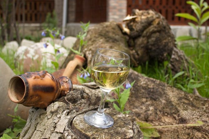 Kakheti Wine & Sighnaghi Private Tour from Tbilisi - Sighnaghis Unique Architecture and Local Charm