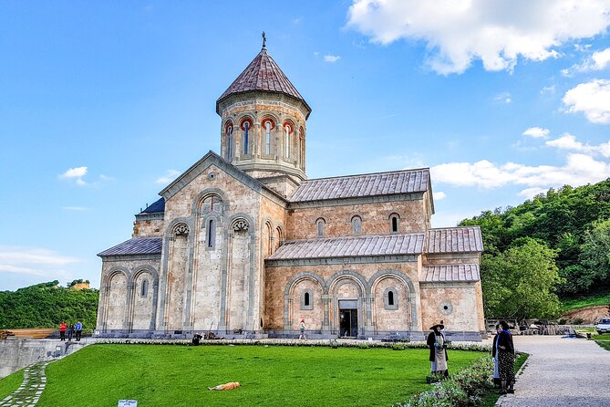 Kakheti Wine Tour for beginners - 3 wineries - Discovering Bodbe Monastery of St. Nino
