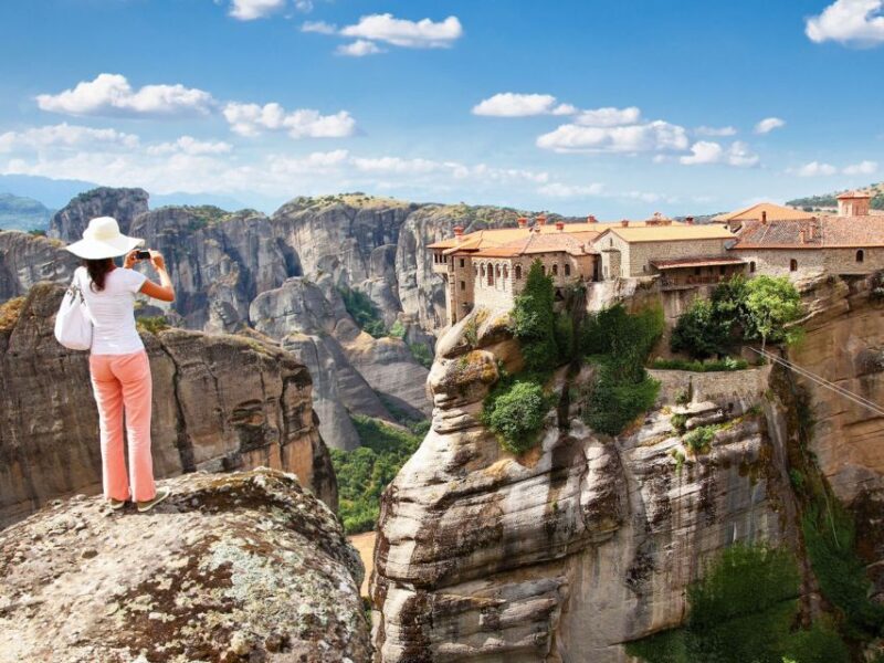 Kalabaka: Meteora Private Day Tour with a Local Guide - The Highlights of the 6 Monasteries