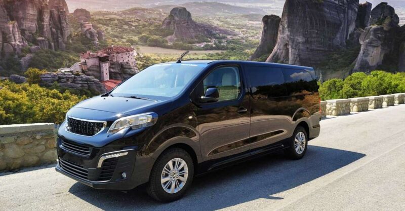 Kalabaka: Meteora Private Day Tour with a Local Guide - Practical Details: Timing, Clothing, and Accessibility