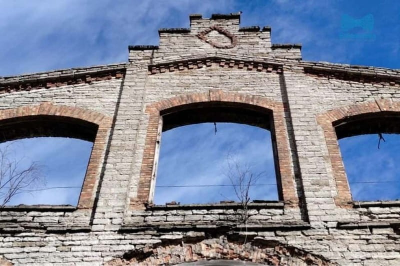 Kalamaja: Wooden Homes to Factories Engineer Walking Tour - Frequently Asked Questions