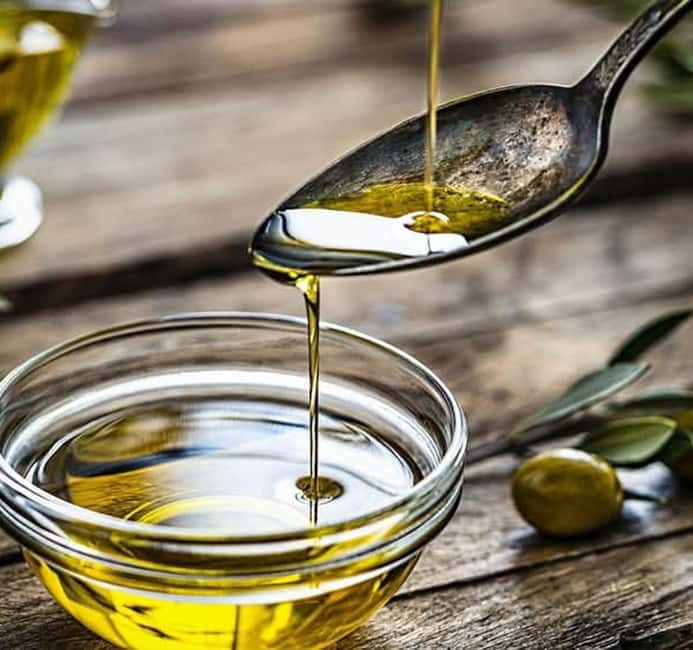 Kalamata Food Market and Cooking Class with Executive Chef - Practical Details and Group Size