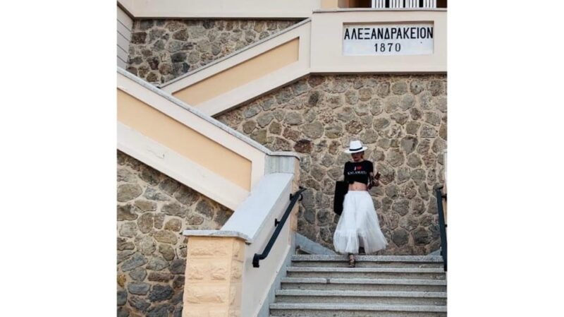 Kalamata : Historical Gossip Tour - Famous Buildings and Secret Sites