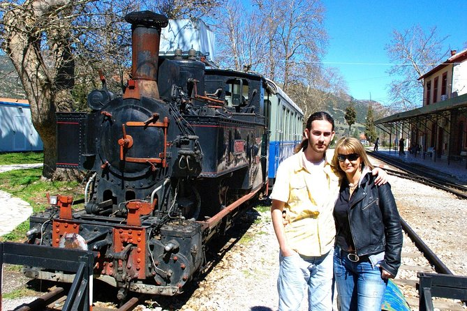 Kalavryta CogTrain Anci.Corinth Private Tour from Athens/Nafplio - Visiting Kalavryta: Monuments and WWII History