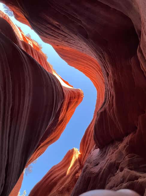 Kanab: Peekaboo Slot Canyon & Great Chamber Tour/Guided Hike - Pickup and Transportation in Kanab