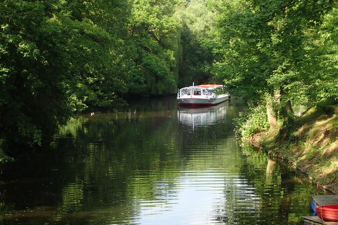 Kanalfahrt - Discover the different faces of the city! - What to Expect During the Cruise