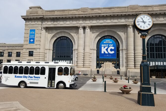 Kansas City Fun Tours - Explore Kansas City with the Only Trolley Tour in Town