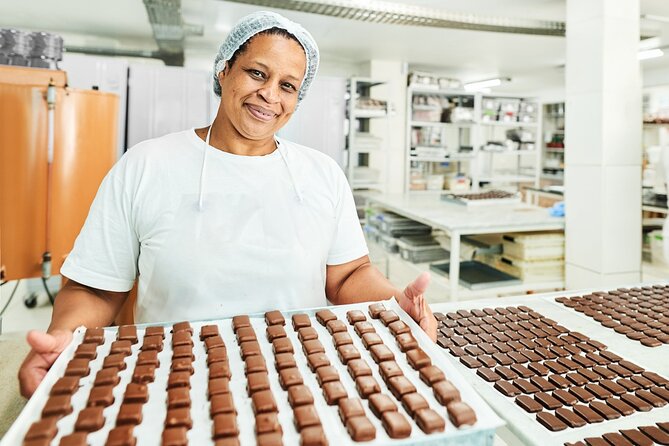 Kansas Citys Sweet Escape: Chocolate & Wine Tour - The Guide and Overall Experience Quality