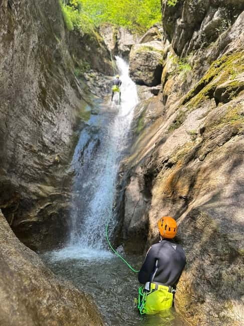 Kaprun: Canyoning, Rappeling in Grubbach - Starting Point at Kesselfallstraße 98 and Transportation