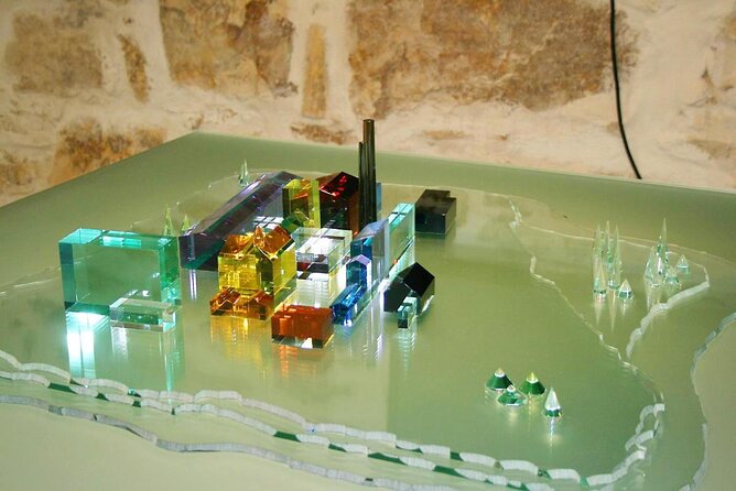 Karlovy Vary day trip from Prague with lunch - Explore Karlovy Vary: A Guided Day Trip from Prague