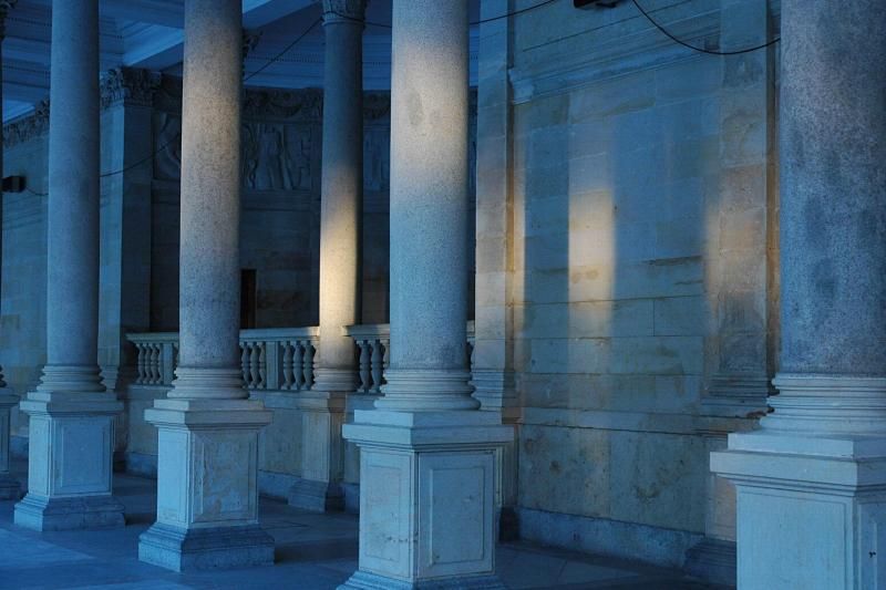 Karlovy Vary & Marianske Lazne Tour from Prague with Lunch - Key Points