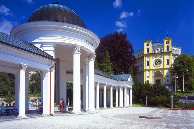 Karlovy Vary & Marianske Lazne Tour from Prague with Lunch - Lunch and Practical Details of the Tour