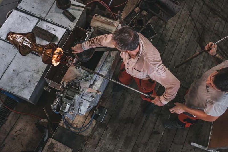 Karlovy Vary: Moser Glassworks Tour with Museum Entry - Exploring the Moser Museum and Historic Collections